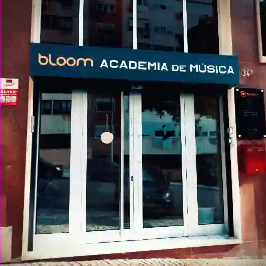 Entrada Academia Musica Bloom